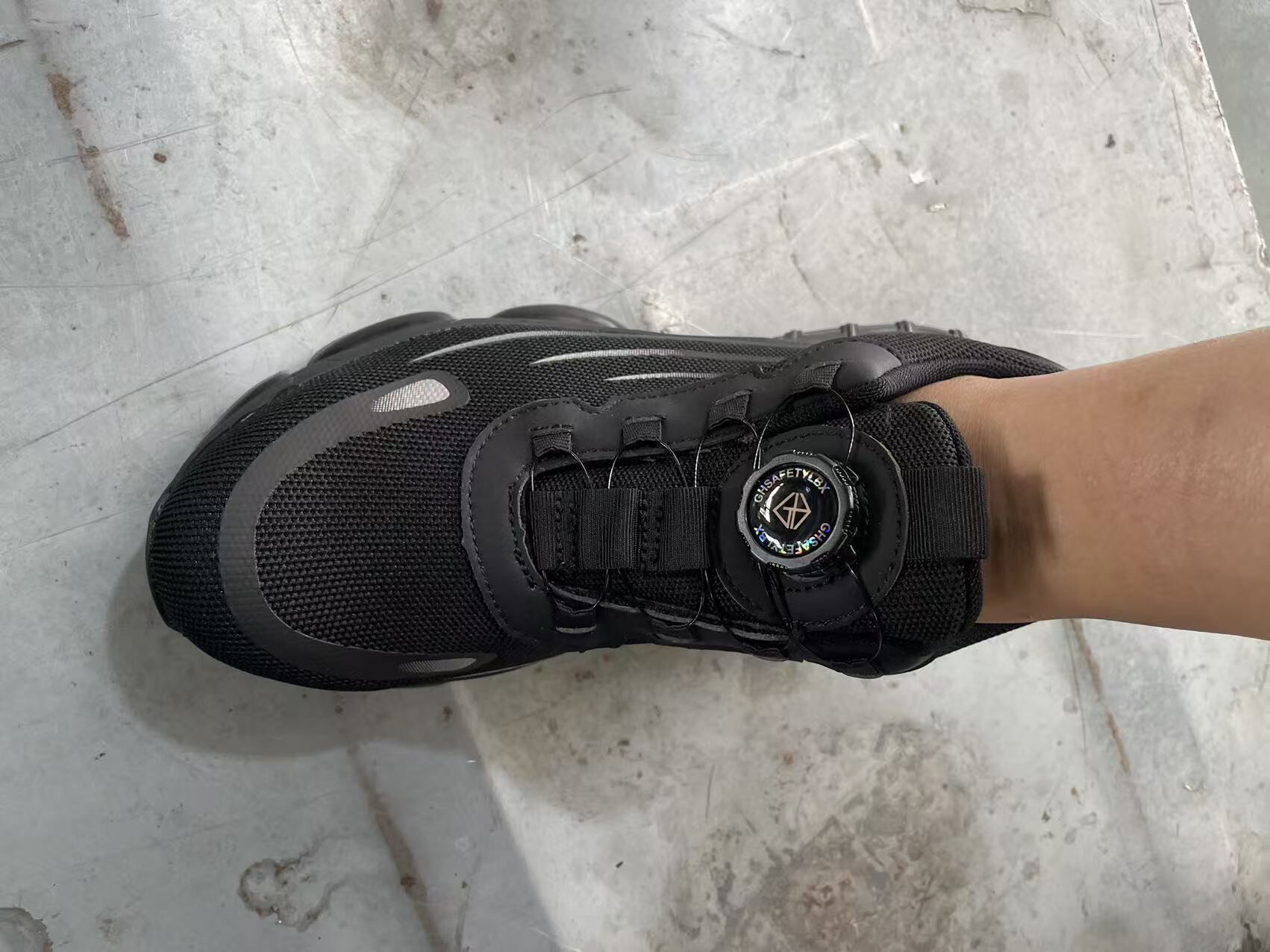 GH-3B266L Low-Cut Breathable Mesh & Rotary-Dial Warehouse Safety Shoe - GUANGHE Safety Footwear OEM Jinjiang